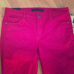 Brand new fuchsia skinny jeans